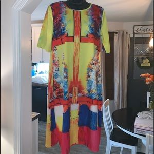 ABSTRACT COLORFUL SHIFT DRESS OR LONG TUNIC SIZE M